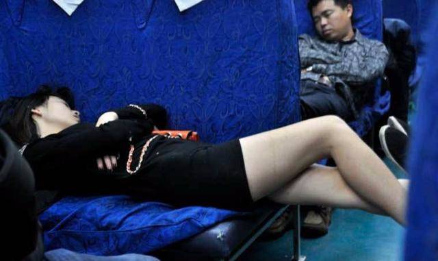 為何導(dǎo)游總是告誡：最好不要選擇火車臥鋪下鋪？尤其是女性游客
