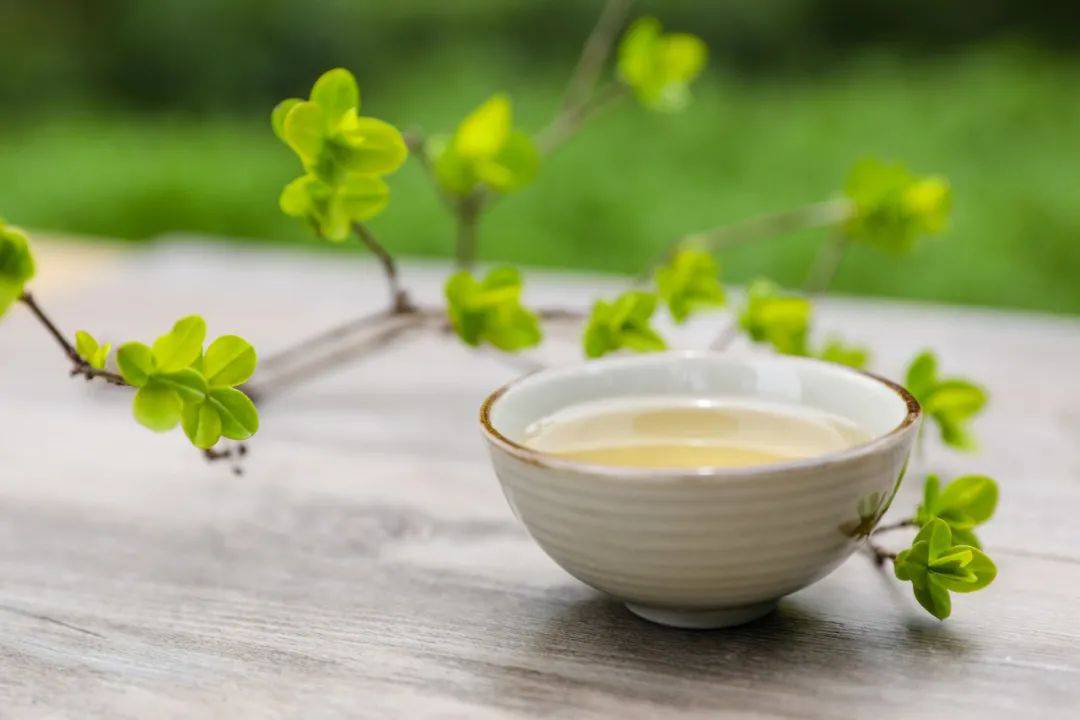 怎樣用一句詩(shī)詞說明“我很窮”？第一句就讓人驚呼太形象了