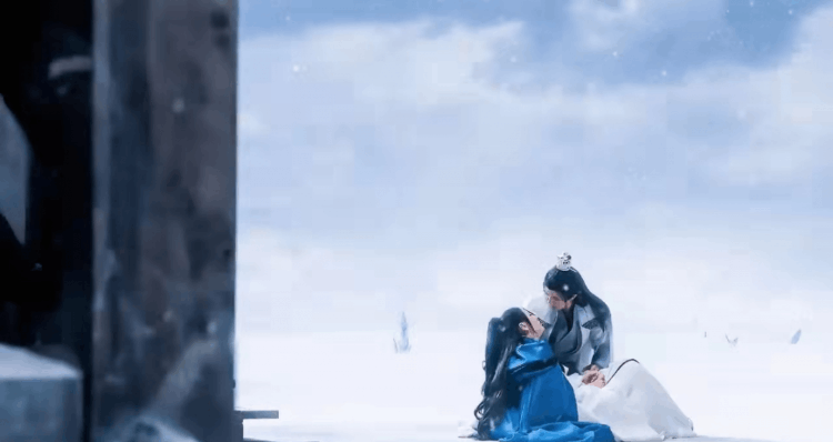 與君初相識小說講了什么