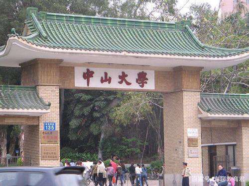 中國大學10強重新排名：中大進入世界大學百強榜，清華第一