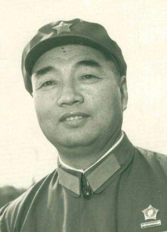 鮮為人知的是，早在張寧之前，林立果就選了一位“上海夫人”