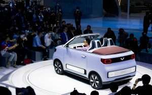 五菱宏光MINIEV敞篷版路試曝光，配電動(dòng)軟頂/2022年上市