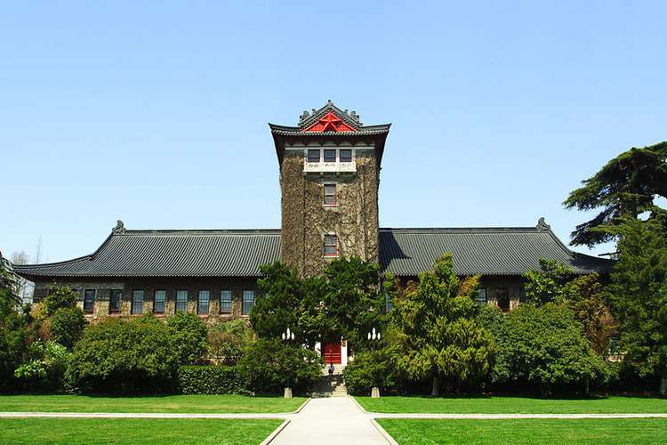 南京大學是985還是211學校,南京大學畢業生就業流向分析