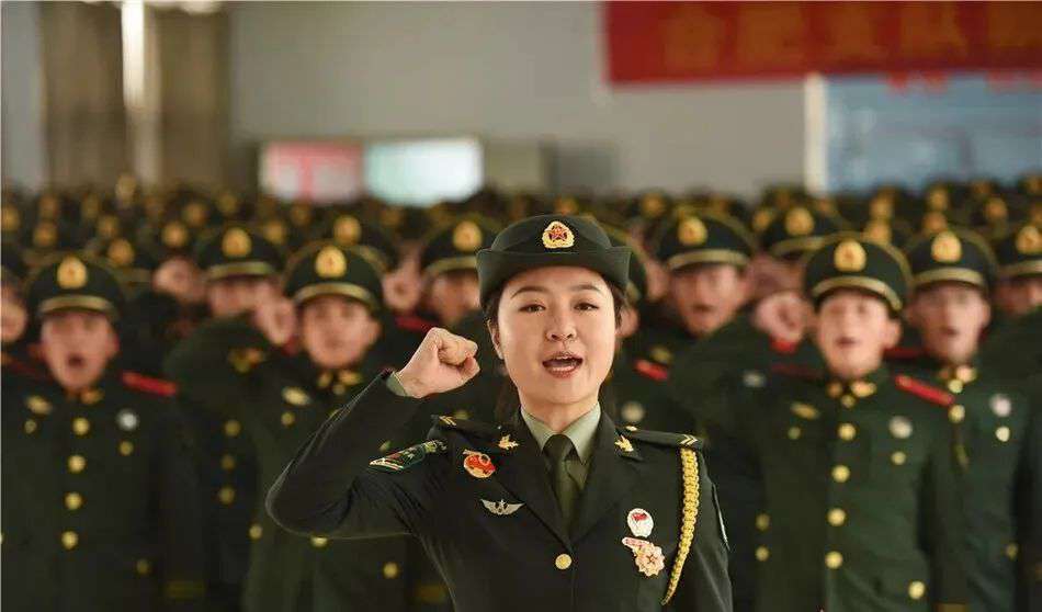 我國軍銜等級肩章排列圖片