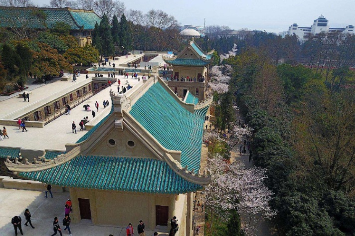 武漢大學(xué)，實(shí)力非凡的985名校，2021年錄取詳情