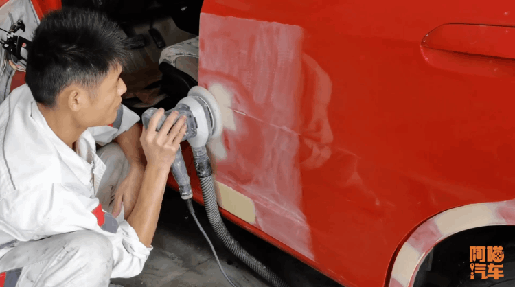 汽車一道劃痕補漆多少錢(汽車補漆能補一小塊嗎)