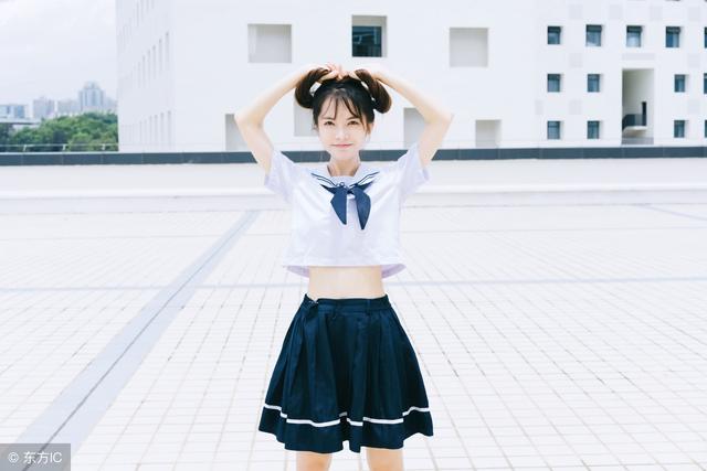 女主是部隊(duì)最神秘長(zhǎng)官的小說