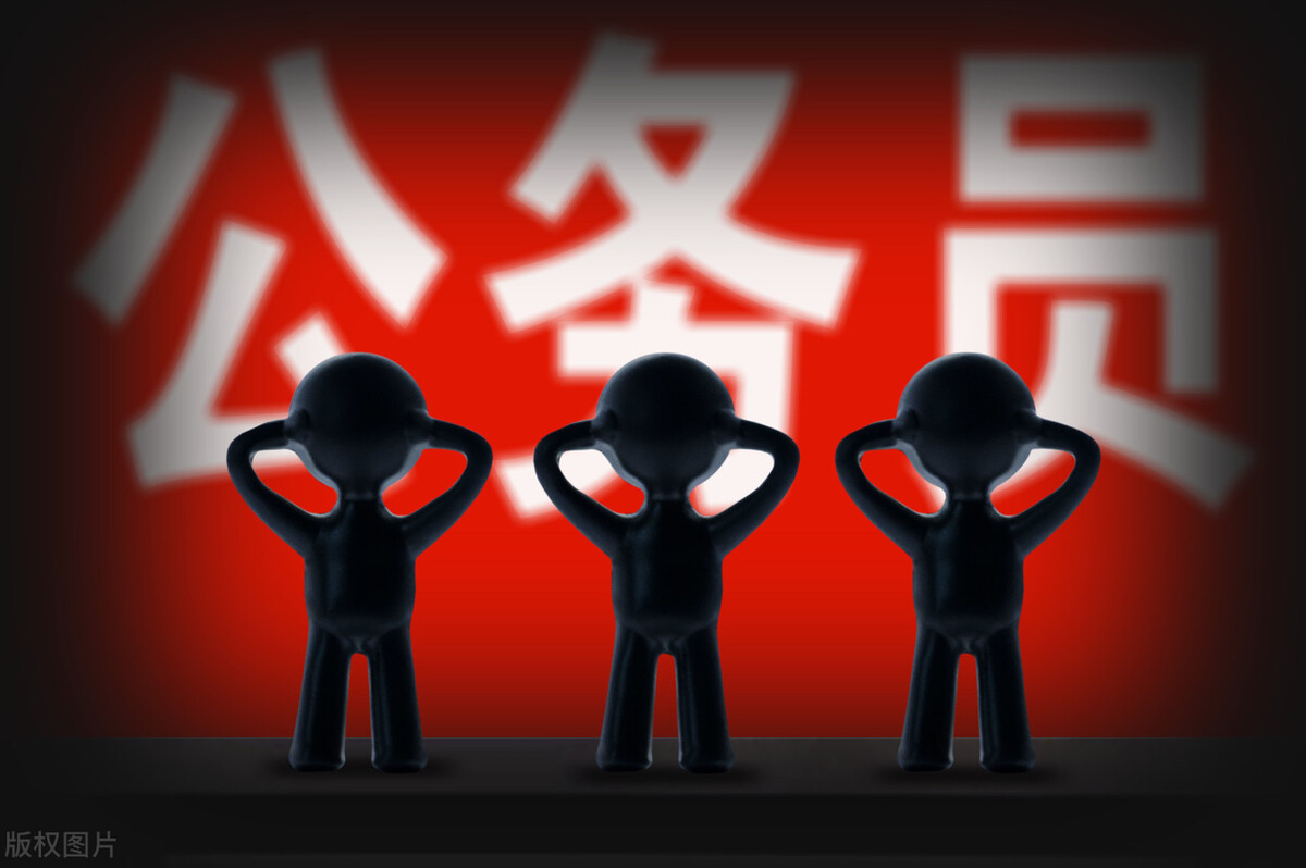 交警一個月工資多少錢（編制交警工資大概多少）