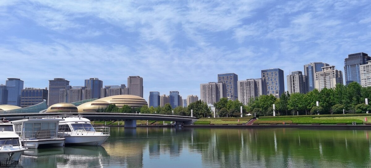 大連和青島哪個城市好(青島繁華還是大連繁華)