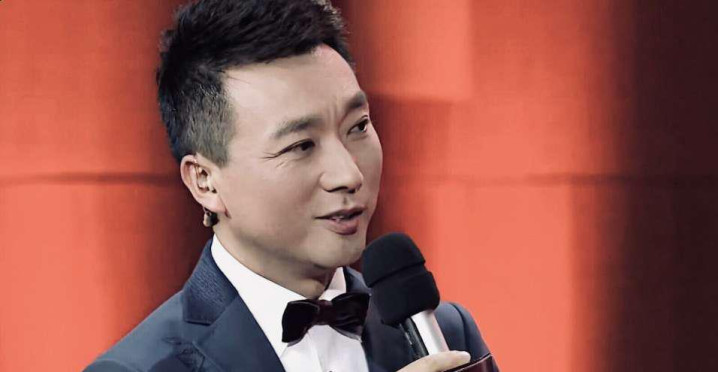 康輝為什么被央視解雇原因(康輝暫時調整自己的狀態)