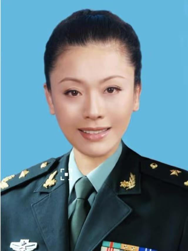 為什么文藝兵軍銜(文藝兵軍銜肩章圖解)