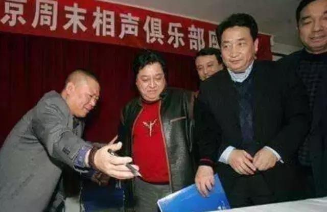 為什么罵郭德綱(郭德綱當(dāng)年為什么那么難)