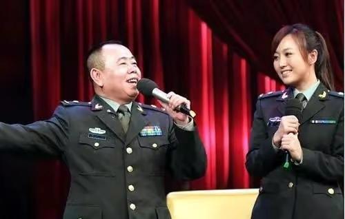 為什么文藝兵軍銜(文藝兵軍銜肩章圖解)