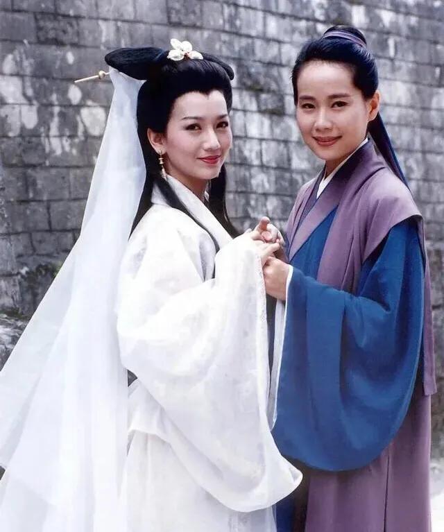 為什么女生扮男生很清秀(為什么男生喜歡女生叫哥哥)