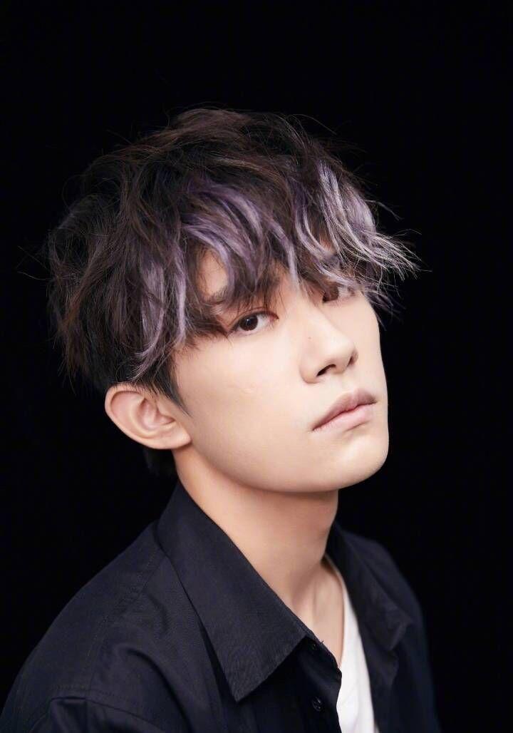 為什么明星拍照很少笑(為什么明星拍照都不笑)