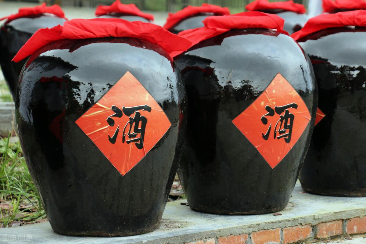 為什么喝酒吐完后嘴巴一直苦(喝酒為什么吐完就舒服了)