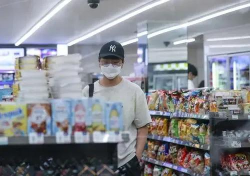 為什么韓國的月薪很高(為什么韓國男人都很高)