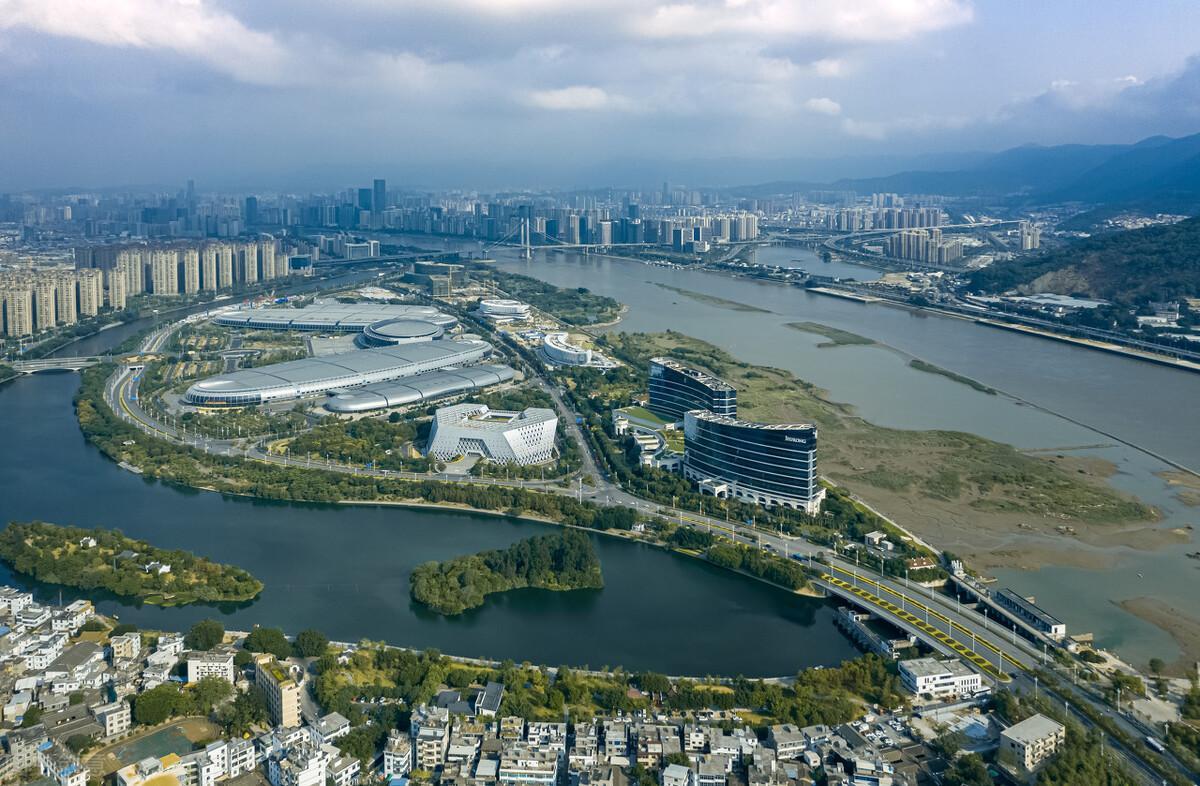 最新十大火爐城市排名(中國十大最熱的城市排名)