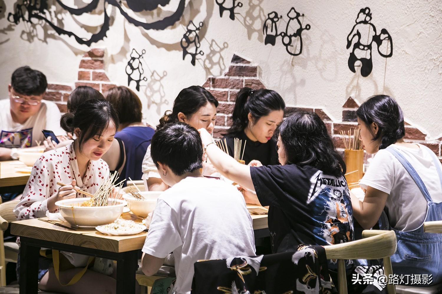 中國最有錢城市排行榜前十名(中國最有錢的十個城市)
