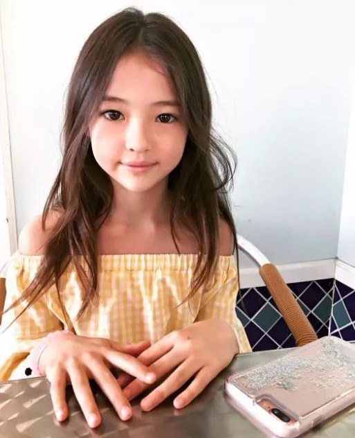 世界五大最美小女孩(世界上最美的小女孩照片)