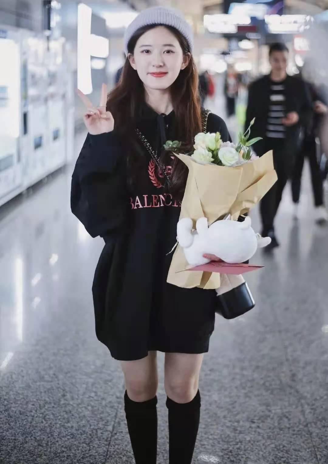 如何判斷自己算不算腿長(女生標準腿長對照表)