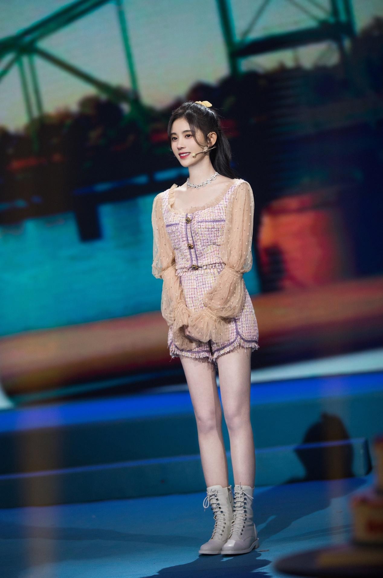 如何判斷自己算不算腿長(女生標準腿長對照表)