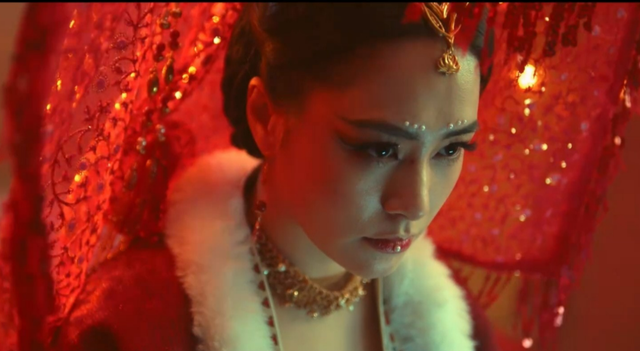 妲己美女(9版飾演“妲己”的女演員介紹)