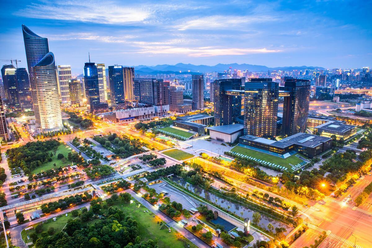 最新十大火爐城市排名(中國十大最熱的城市排名)