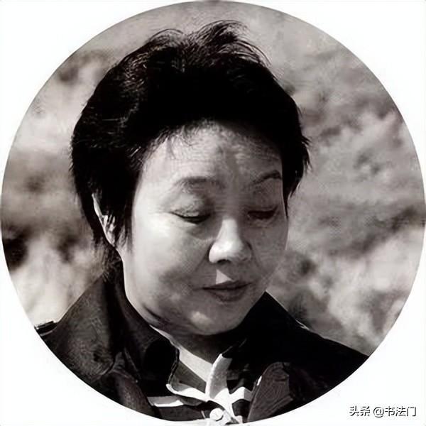 當代女書法家排名前10名(中國現代女書法家有哪些)