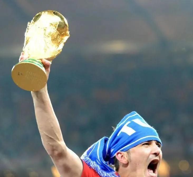 大衛·比利亞·桑切斯（百大現役球星個人資料簡介）