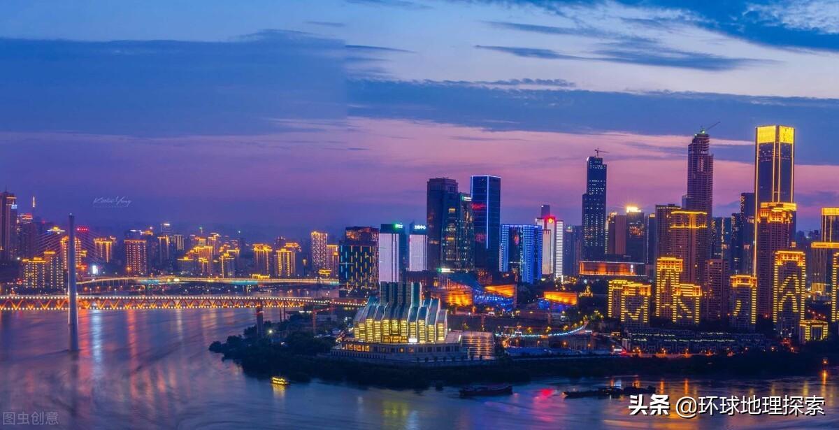 重慶面積多少平方公里,人口多少(重慶的面積與人口數據統計)