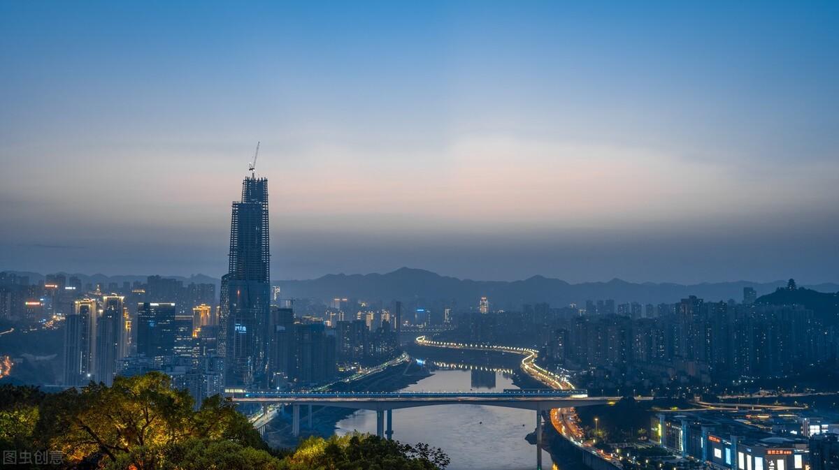 重慶摩天大樓排名(TOP10,第二高樓將要封頂)