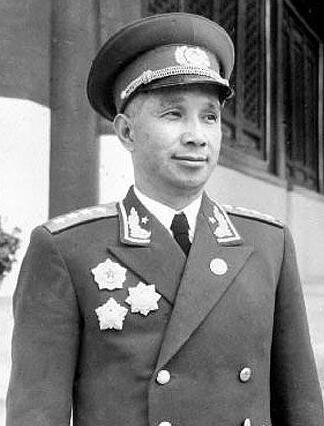 十大元帥十大將軍排名(十大元帥十大將軍都是哪里人)