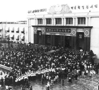 新一線城市排名造假(廣州已被踢出一線城市)