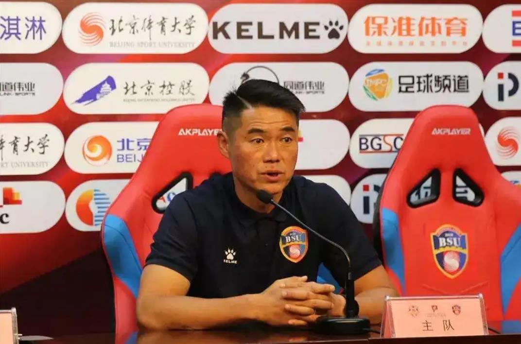 中國公認第一前鋒(中國男足第一前鋒是誰)