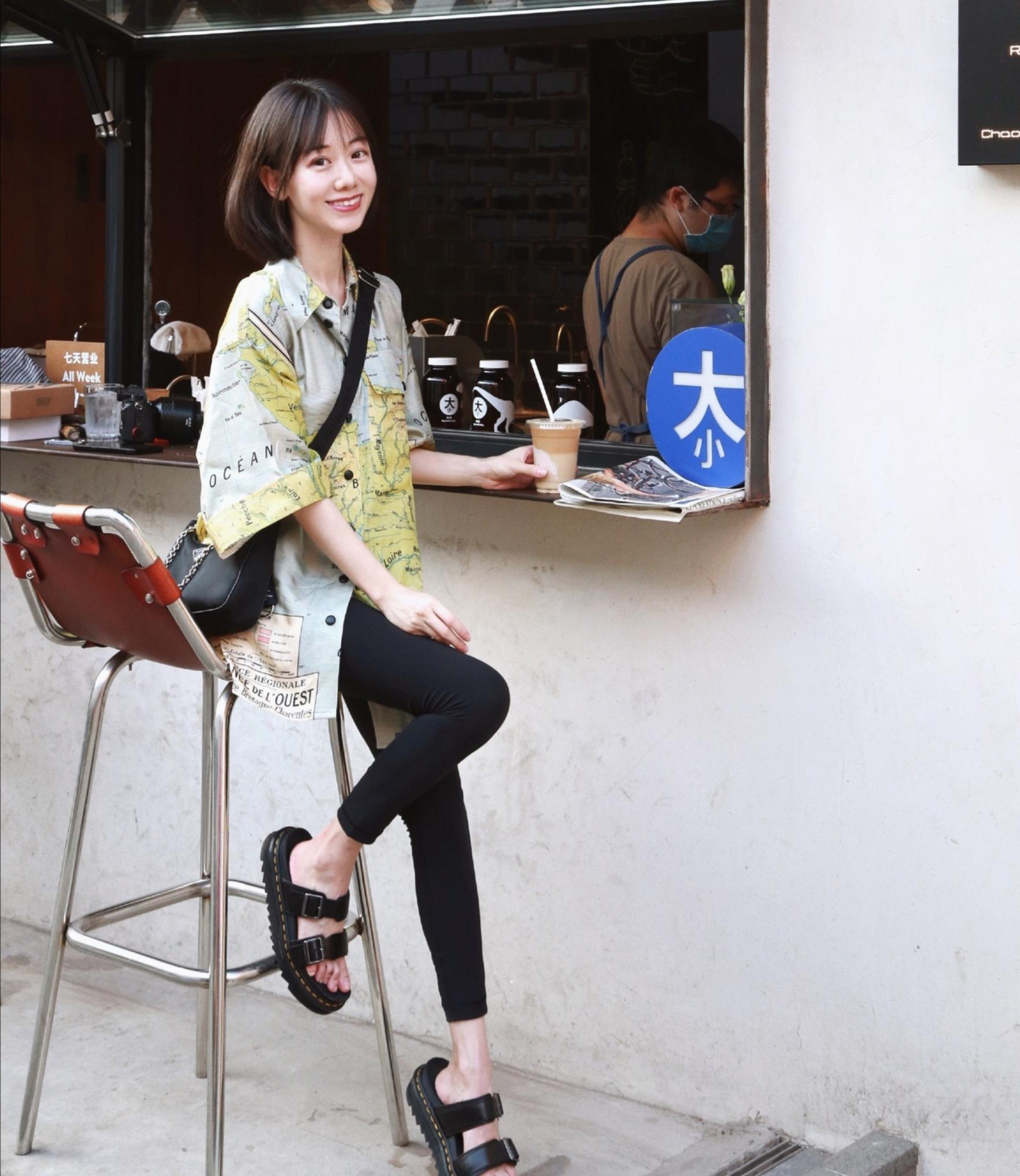 鄰家女孩女裝是什么風格的(鄰家妹妹風穿搭火了)