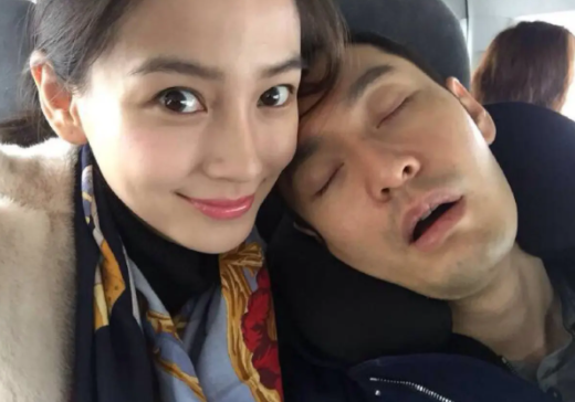 黃曉明和baby官宣離的婚是真的嗎,黃曉明baby被曝可能復(fù)婚